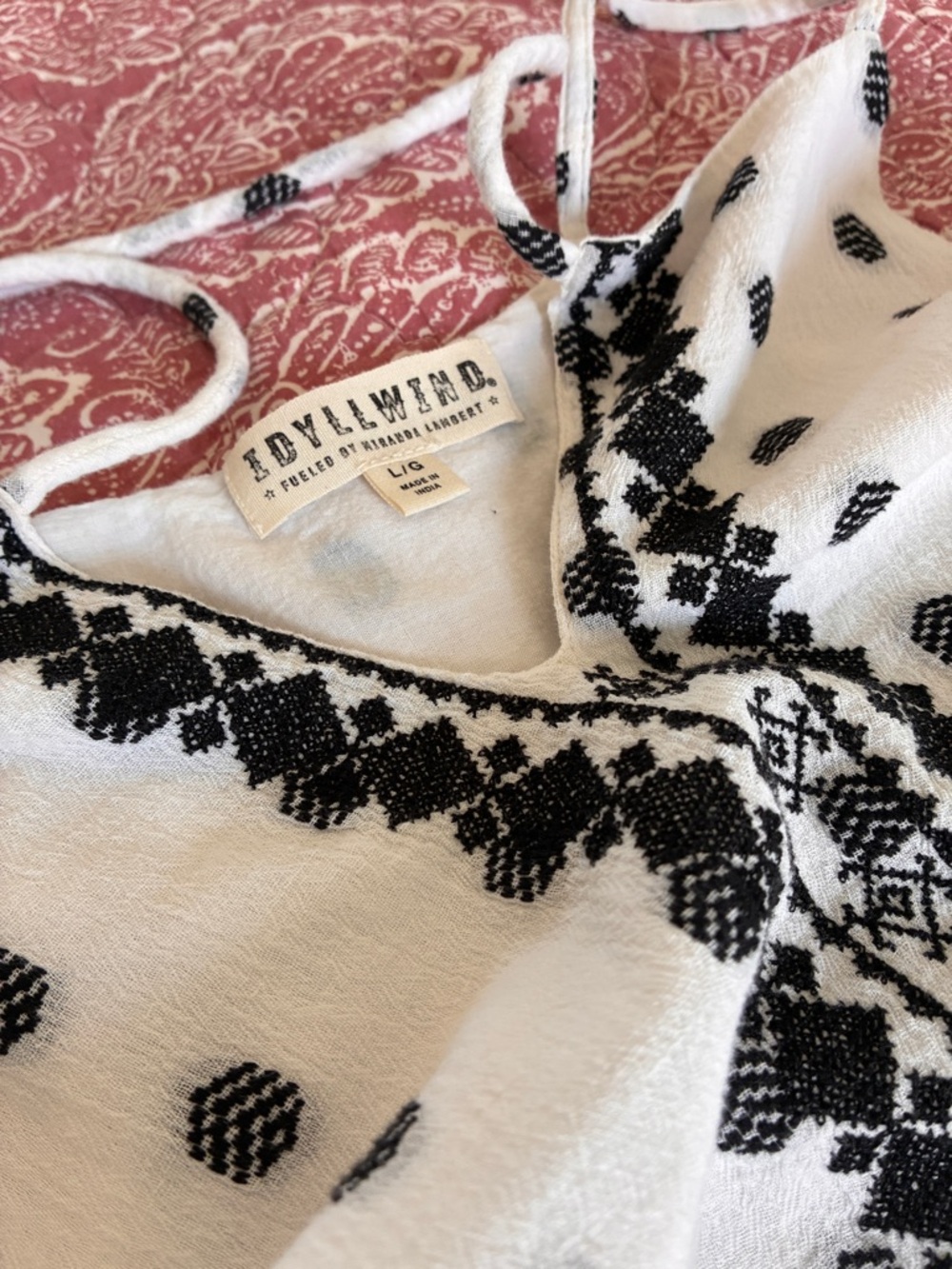 Idyllwind White Top with Black Embroidery and V-Neck Ties